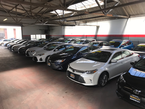 Toyota Dealer «Toyota of Berkeley», reviews and photos, 2400 Shattuck Ave, Berkeley, CA 94704, USA