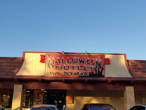 Halloween Outlet