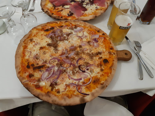 Ristorante Pizzeria La Nuova Forchetta in Magenta, Città Metropolitana di Milanoo