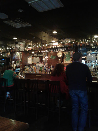 Irish Pub «The Old Court Irish Pub And Restaurant», reviews and photos, 29-31 Central St, Lowell, MA 01852, USA