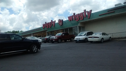 Grocery Store «Piggly Wiggly», reviews and photos, 128 N Main St, Hopkinsville, KY 42240, USA