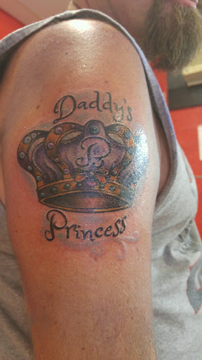 Body Piercing Shop «Alchemy Tattoo & Body Piercing in Tazewell, TN», reviews and photos, 1916 Highway 25 East, Tazewell, TN 37879, USA