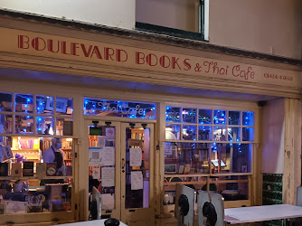 Boulevard bookshop and Thai Cafe
