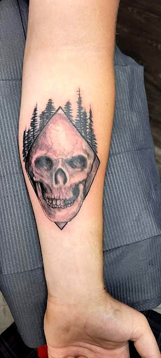 Explore abdomen tattoo ideas, creative tattoo ideas in Pittsburg, available at NeonMoon Tattoo