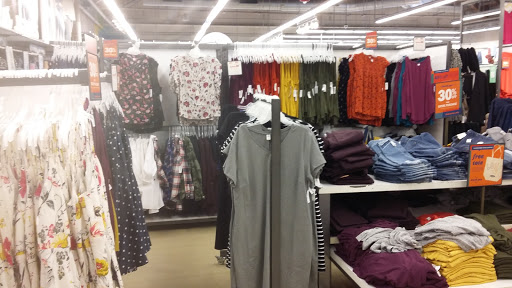 Clothing Store «Old Navy», reviews and photos, 60 Wynnewood Rd, Wynnewood, PA 19096, USA