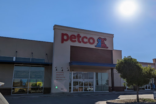 Pet Supply Store «Petco Animal Supplies», reviews and photos, 12444 NW 10th St #301, Yukon, OK 73099, USA