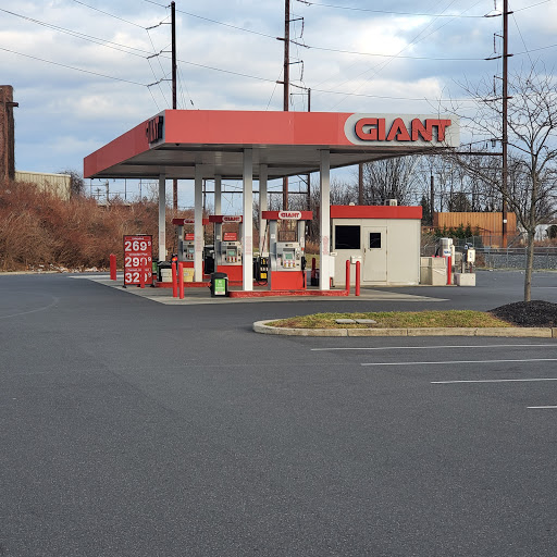 Grocery Store «Giant Food Stores», reviews and photos, 300 E Baltimore Ave, Lansdowne, PA 19050, USA
