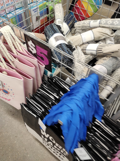 Variety Store «Five Below», reviews and photos, 3333 Preston Rd #650, Frisco, TX 75034, USA