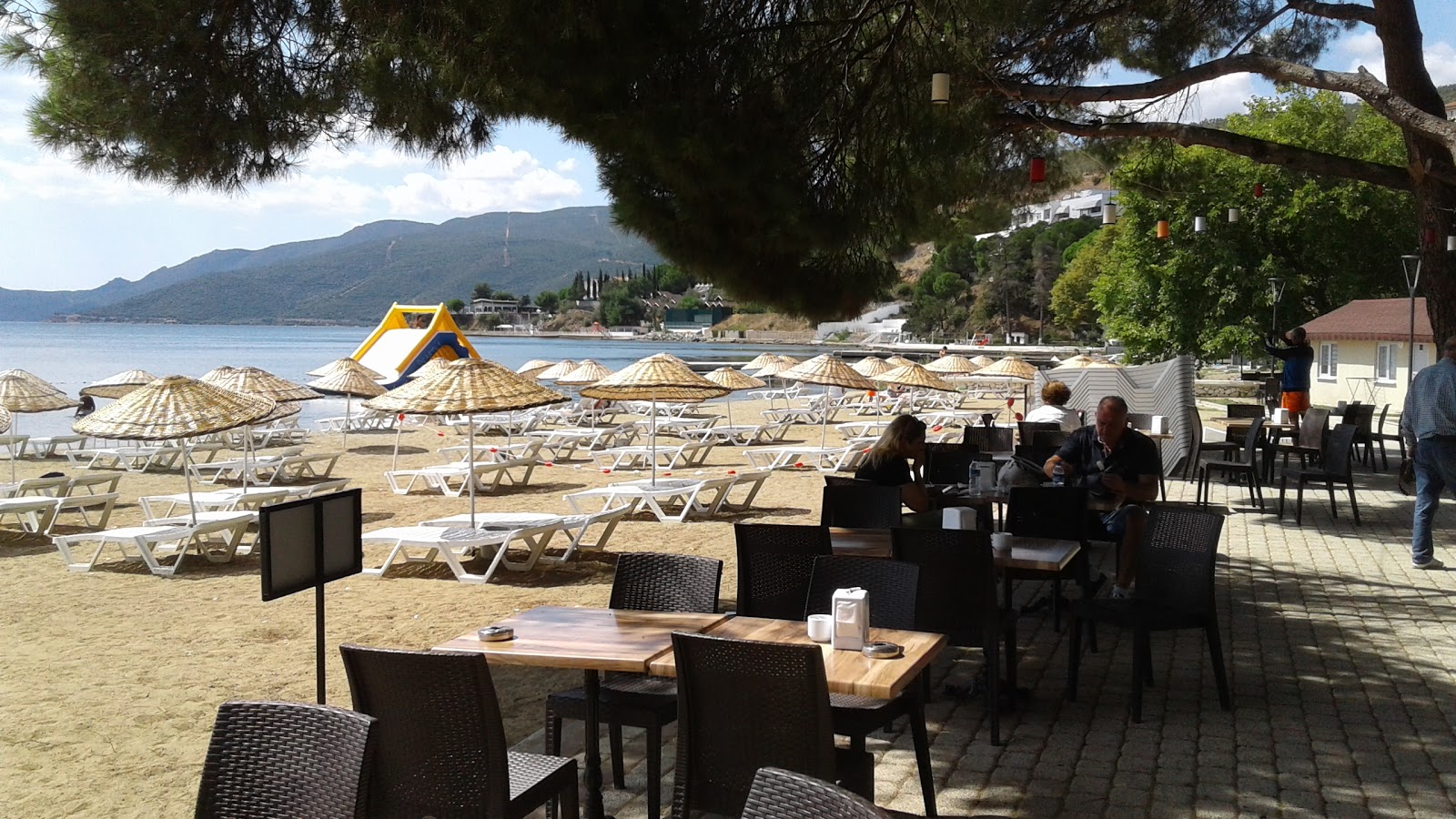 Fotografija Karacaali Burfas beach z majhen zaliv