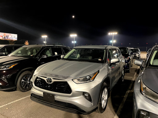 Toyota Dealer «Haley Toyota of Roanoke», reviews and photos, 1530 Courtland Rd NE, Roanoke, VA 24012, USA