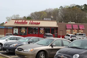 Huddle House image