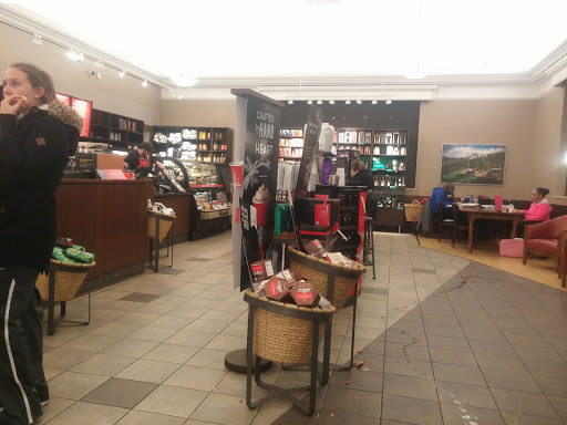 Coffee Shop «Starbucks», reviews and photos, 2450 E Main St, Bexley, OH 43209, USA