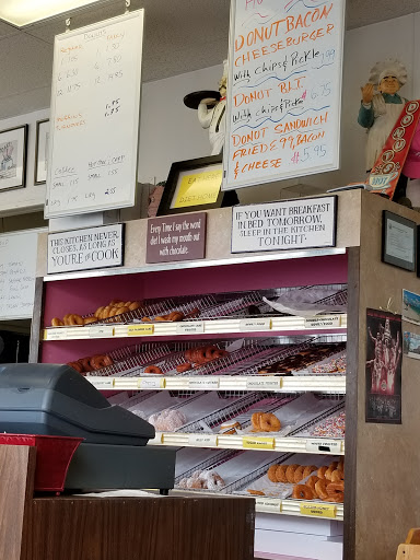 Donut Shop «HoneyDip Donuts», reviews and photos, 4480 Kenny Rd, Columbus, OH 43220, USA
