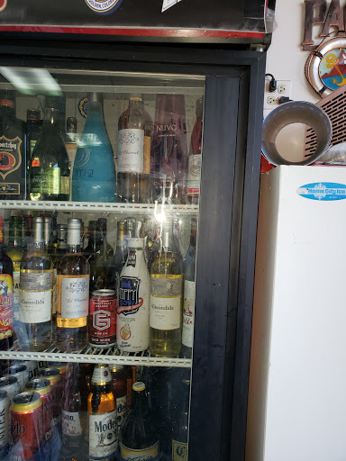 Liquor Store «A1 LIQUORS», reviews and photos, 50 N Wolf Rd, Wheeling, IL 60090, USA