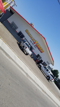 Gonzalez Tires - Photo 8 - Car repair in Bakersfield, CA, Bakersfield