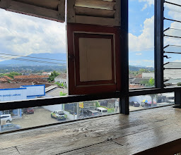 Bebek Bu Tedjo photo