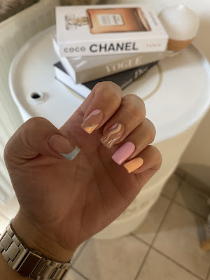 Eno'Nails&Makeup à Renaison