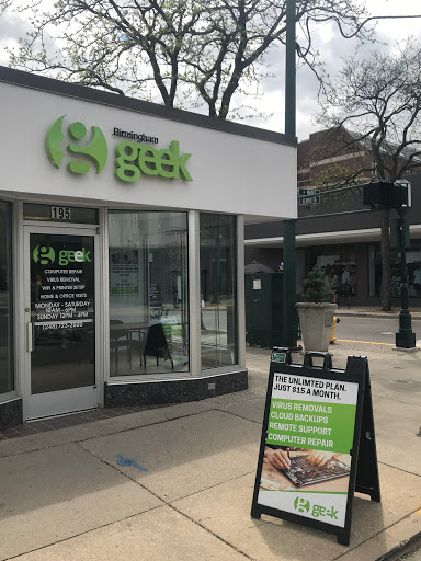 Computer Repair Service «Birmingham Geek - Computer Repair», reviews and photos, 195 W Maple Rd, Birmingham, MI 48009, USA