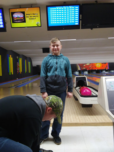 Bowling Alley «The Bowling Alley», reviews and photos, 1535 N Detroit St, Warsaw, IN 46580, USA