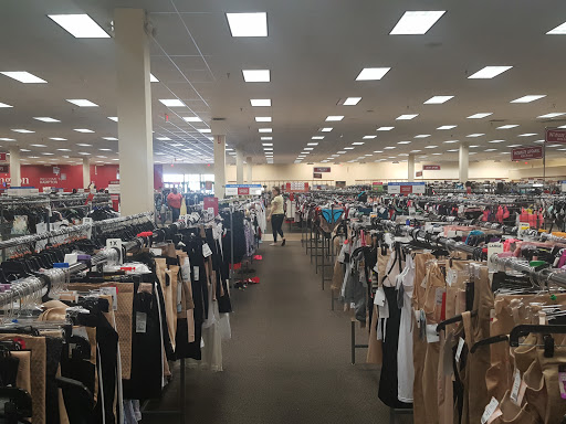 Clothing Store «Burlington Coat Factory», reviews and photos, 103 Marketplace Dr, Hampton, VA 23666, USA