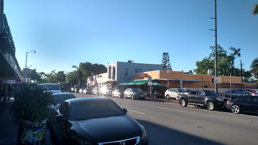 Gift Shop «LITTLE HAVANA GIFT SHOP», reviews and photos, 1522 SW 8th St, Miami, FL 33135, USA