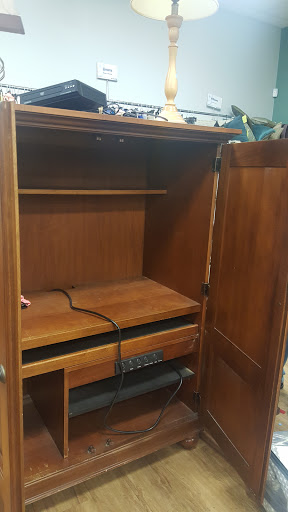 Thrift Store «Goodwill Store Whitehall», reviews and photos, 52 Robinwood Ave, Columbus, OH 43213, USA