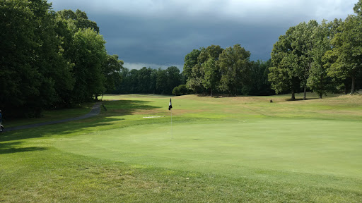 Golf Course «White Plains Golf Course», reviews and photos, 1015 St Charles Pkwy, White Plains, MD 20695, USA