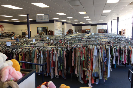 Thrift Store «Society of St. Vincent de Paul Long Beach Thrift Store», reviews and photos