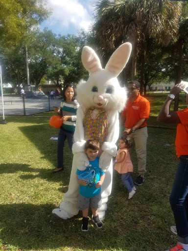 Community Center «Boulevard Heights Community Center», reviews and photos, 6770 Garfield St, Hollywood, FL 33024, USA