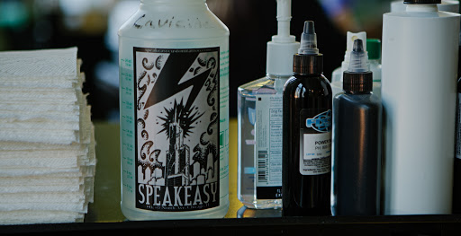 Tattoo Shop «Speakeasy Custom Tattoo», reviews and photos, 1935 1/2 W North Ave, Chicago, IL 60622, USA