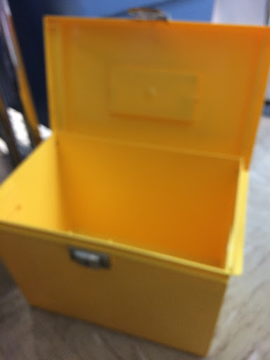 Thrift Store «St. Vincent de Paul Thrift Stores Orlando», reviews and photos, 770 S Orange Blossom Trail, Apopka, FL 32703, USA