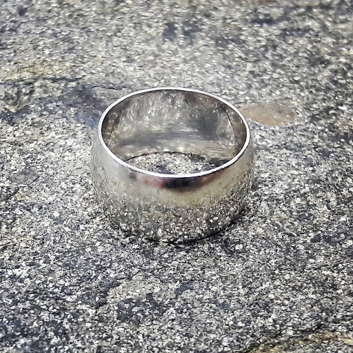 Pawn Shop «Parkway Jewelry and Loan Pawn Shop», reviews and photos, 4006 W Plano Pkwy, Plano, TX 75093, USA