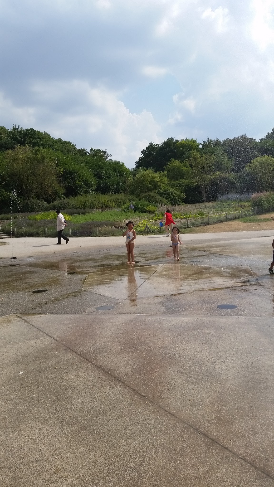 Photo n° 2 de l'avis de Marcy. fait le 19/05/2018 à 14:47