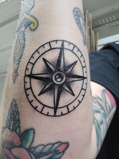 Explore poison ivy tattoo ideas, creative tattoo ideas in Severna Park, available at Oxblood Ink