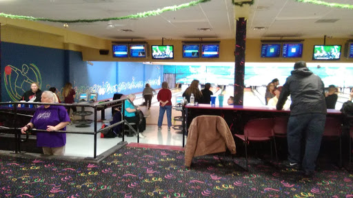 Bowling Alley «Mt Hood Lanes», reviews and photos, 2311 E Powell Blvd, Gresham, OR 97080, USA