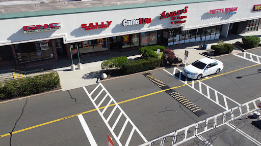 Video Game Store «GameStop», reviews and photos, 2100 Dixwell Ave, Hamden, CT 06514, USA