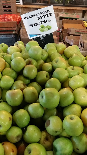 Produce Market «Golden Farm Market», reviews and photos, 6902 U.S. 9, Howell, NJ 07731, USA