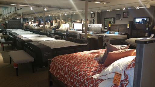 Furniture Store «Unclaimed Freight Furniture», reviews and photos, 2520 S University Dr, Fargo, ND 58103, USA