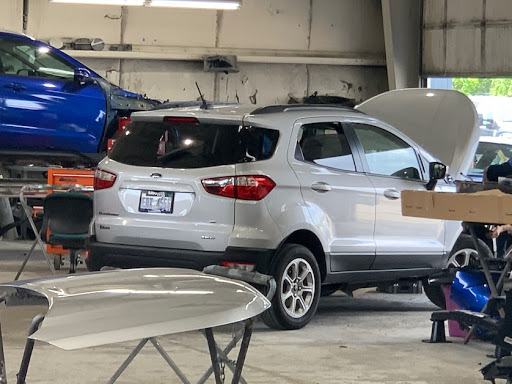 Auto Body Shop «Body Shop Avis Ford», reviews and photos, 21377 Telegraph Rd, Southfield, MI 48033, USA