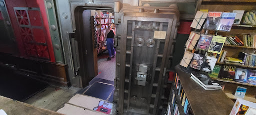 Used Book Store «The Last Bookstore», reviews and photos, 453 S Spring St, Los Angeles, CA 90013, USA