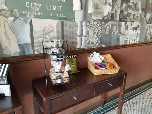 Corner Bakery image