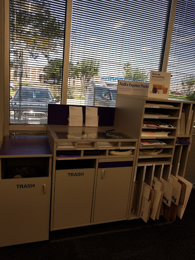 Shipping and Mailing Service «FedEx Ship Center», reviews and photos, 902 N Jackson Rd, Pharr, TX 78577, USA