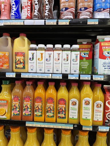 Grocery Store «Carnival Foods», reviews and photos, 458 W Dickens Ave, Chicago, IL 60614, USA