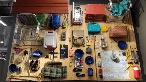 Camping Store «REI», reviews and photos, 6220 Topanga Canyon Blvd, Woodland Hills, CA 91367, USA