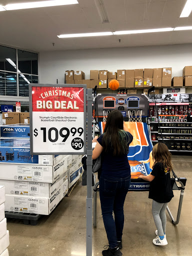 Sporting Goods Store «Academy Sports + Outdoors», reviews and photos, 1351 S Interstate Hwy 35, Round Rock, TX 78664, USA