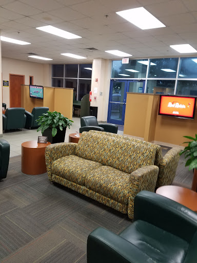 Ford Dealer «Greenway Ford», reviews and photos, 9001 E Colonial Dr, Orlando, FL 32817, USA