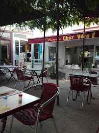 Atmosphère du Restaurant belge Chez Véro à Pont-Saint-Esprit - n°4
