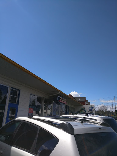 Motorcycle Parts Store «Cycle Gear», reviews and photos, 8930 SE Stark St, Portland, OR 97216, USA