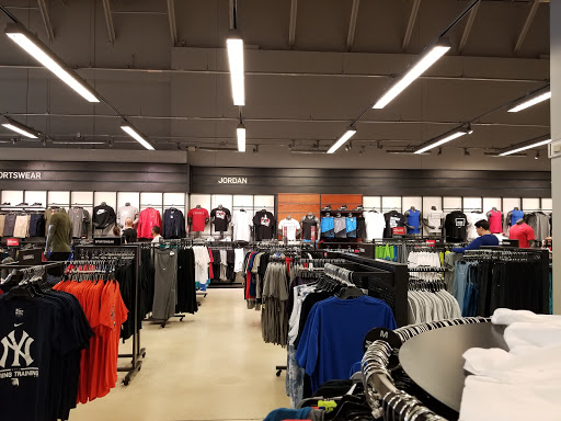 Sporting Goods Store «Nike Factory Store», reviews and photos, 6149 W Irlo Bronson Memorial Hwy, Kissimmee, FL 34747, USA