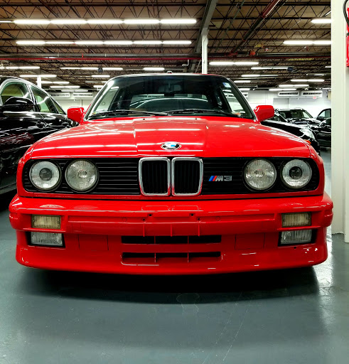 Used Car Dealer «Global Luxury Imports», reviews and photos, 101 Tower Dr, Burr Ridge, IL 60527, USA